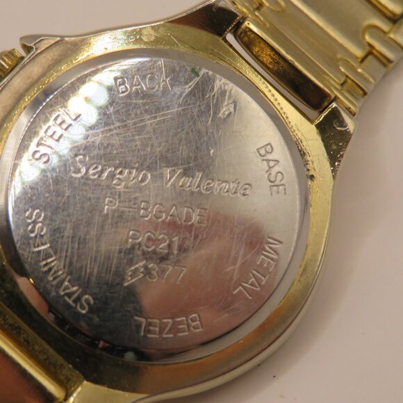 Sergio Valente Vintage Ladies Watch Silver and Gold Tone - Picture 3 of 10